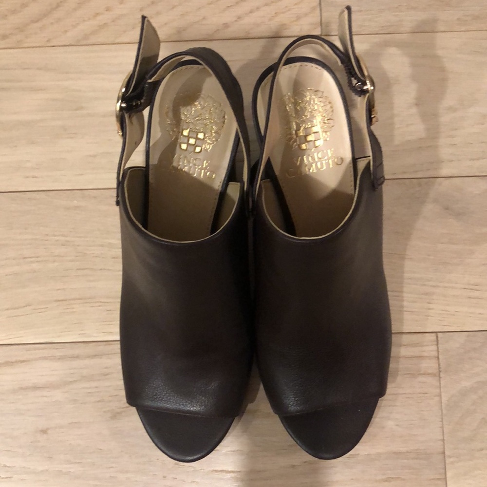 Vince Camuto Heels - Picture 2 of 3